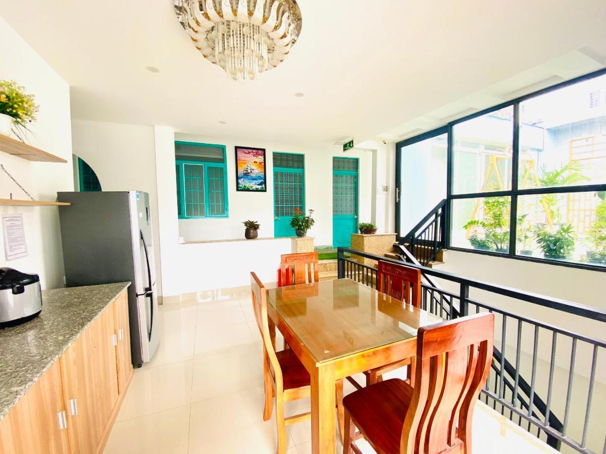 Moon'S House Homestay กวีเญิน ภายนอก รูปภาพ
